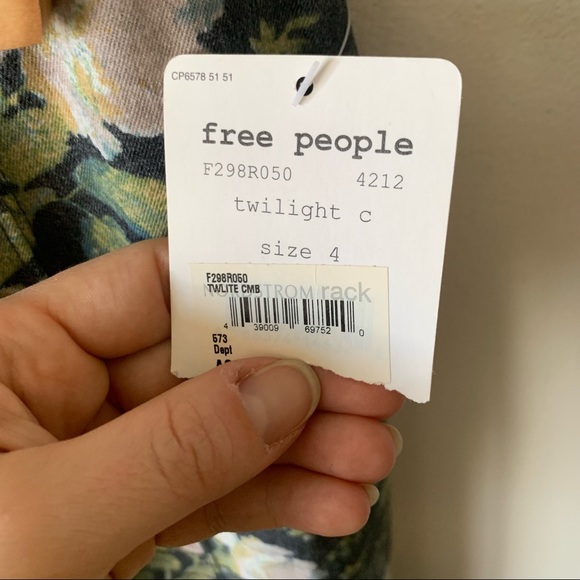 Free People Story Teller Skirt Twilight Grey 4, new with tag - Picture 2 of 2